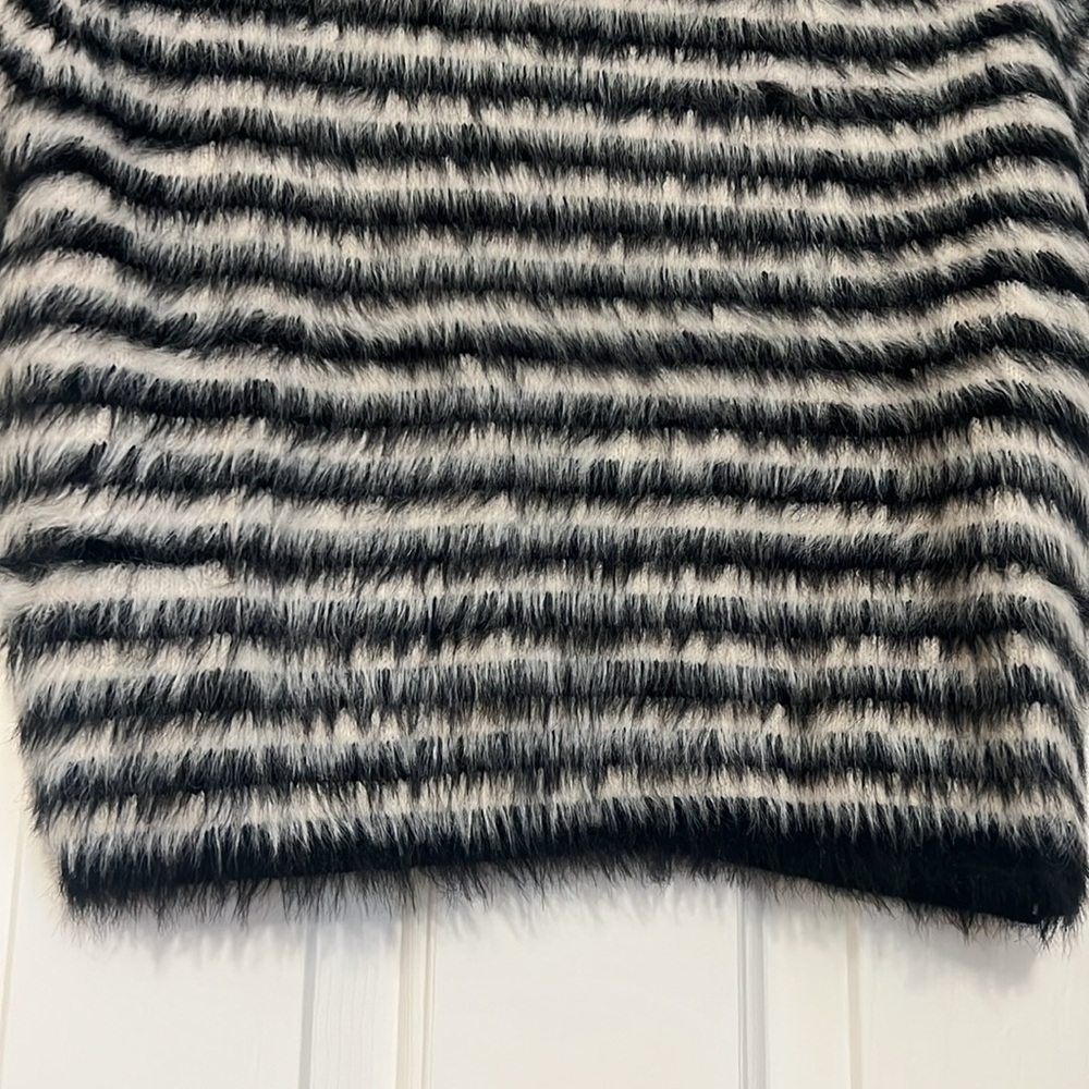 Dressed in LALA “Be Proud of Yourself Fuzzy Knit Top” in Black + White Boxy S/M - Picture 13 of 16